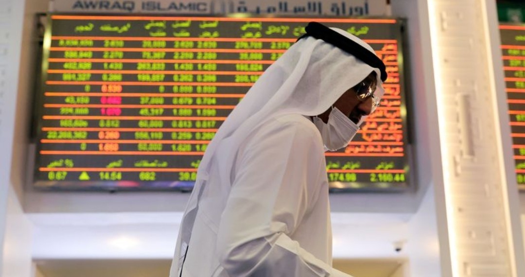 Mideast Stocks: Gulf Markets Dip Amid Regional Tensions, Dubai Index Rises