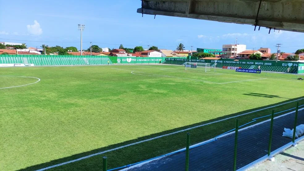 Copa do Brasil: estádio Pedro Alelaf recebe últimos ajustes antes do jogo  entre Parnahyba x Botafogo-SP | copa do brasil | ge