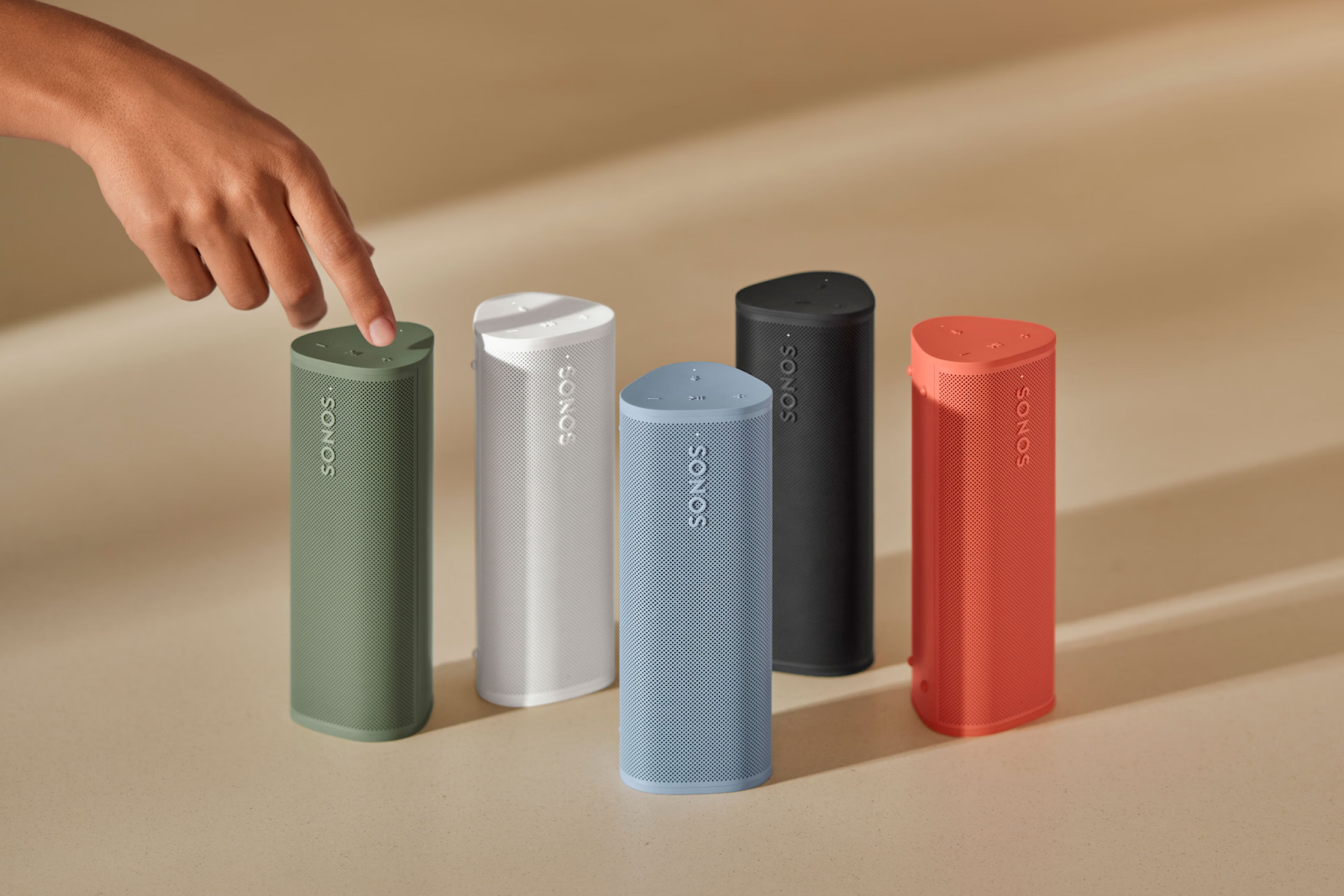 Sonos Roam 2 in five different colors.