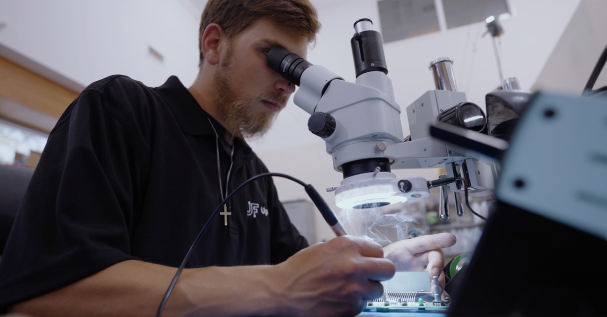 Why Eco-Friendly Electronics Repair Is the Future?