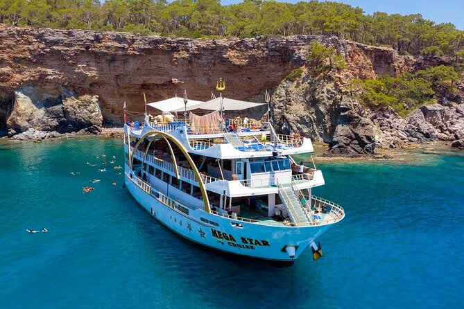 Mega Star Yacht Tour with Foam Party