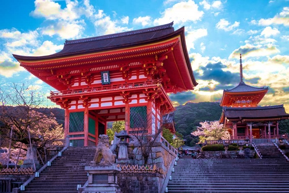 Thanh Thủy Tự (Kiyomizu-dera) - Chấm nhỏ rực rỡ giữa đất trời KYOTO
