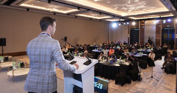 Leadership summit image