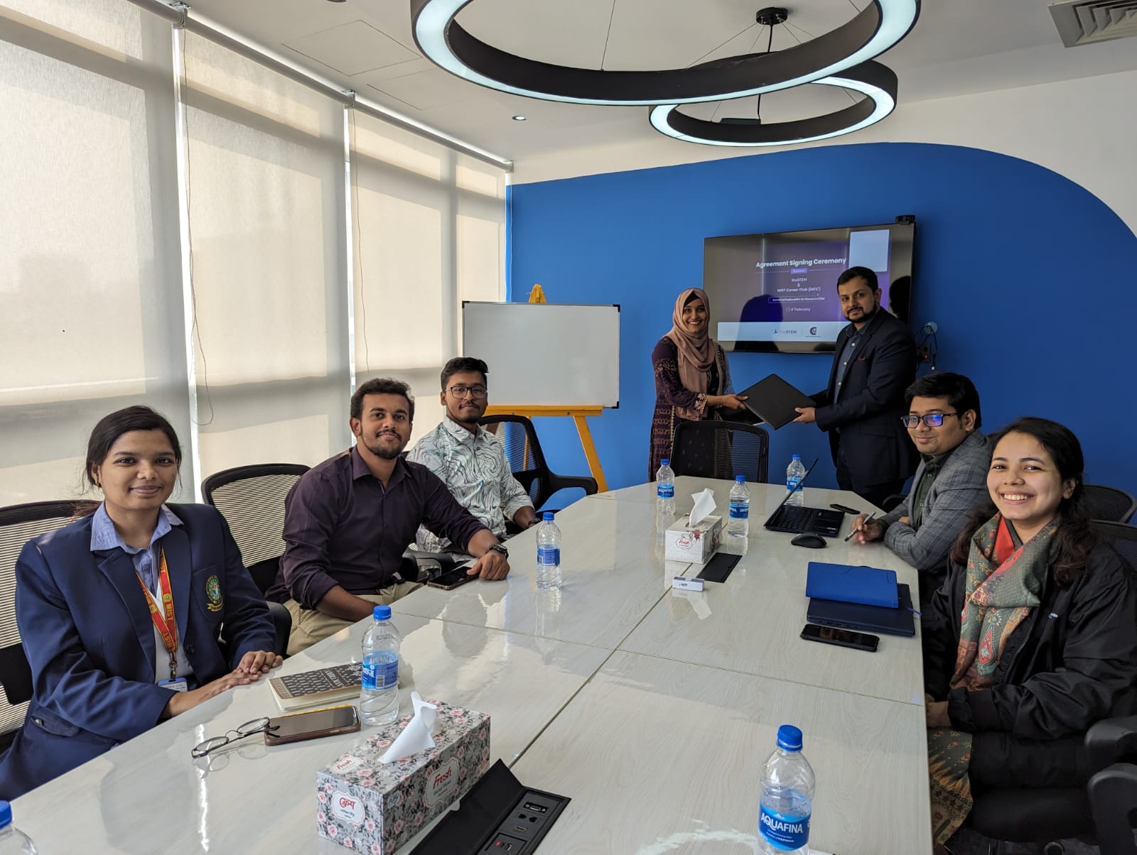 From left to right: Students from MIST Career Club; Omar Farhan Khan, Senior Business Consultant and Project Manager, LightCastle Partners; Nazmul Kabir Al Mehmud, Senior Business Consultant, LightCastle Partners; Zinat Khan Moddhoma, Business Analyst, LightCastle Partners. 