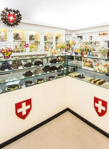 https://1.bp.blogspot.com/-rG6V8_yfmkM/X1xeRvoAPWI/AAAAAAAAX3I/mkYmmzmQXAUJkXG8VZpiqRgIvFiP3nymACLcBGAsYHQ/w366-h500/pasticceria-svizzera-genova.jpg