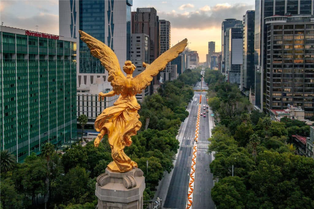 Angelo dell'Indipendenza, un monumento nella Città del Messico.