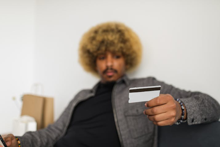 Why is My Apple Pay Saying Contact Card Issuer? 1