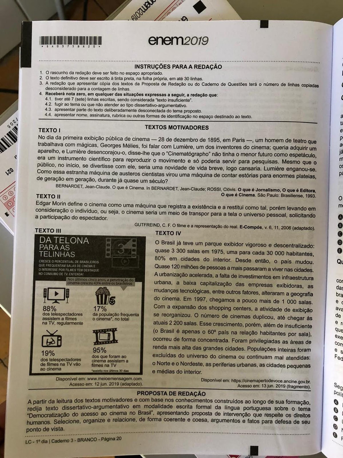 foto da prova com o tema da redação do Enem 2019