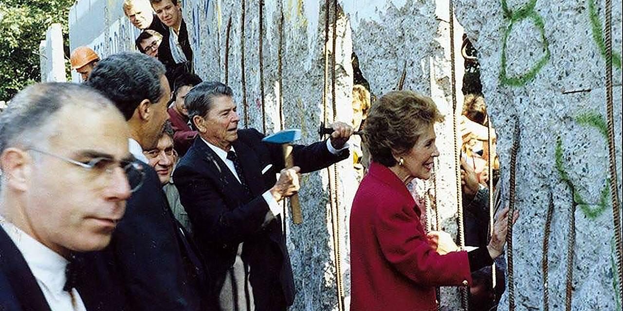 Fall of Berlin Wall: A Reminder of the Truth of Totalitarian Regimes