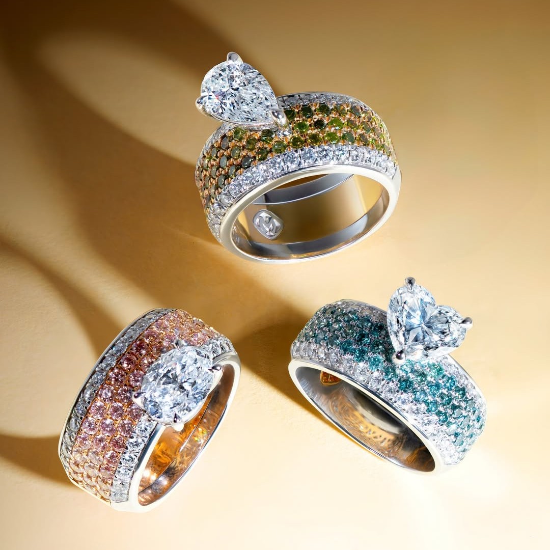 Kemewahan Colored Diamond Rings yang Ada di MONDIAL