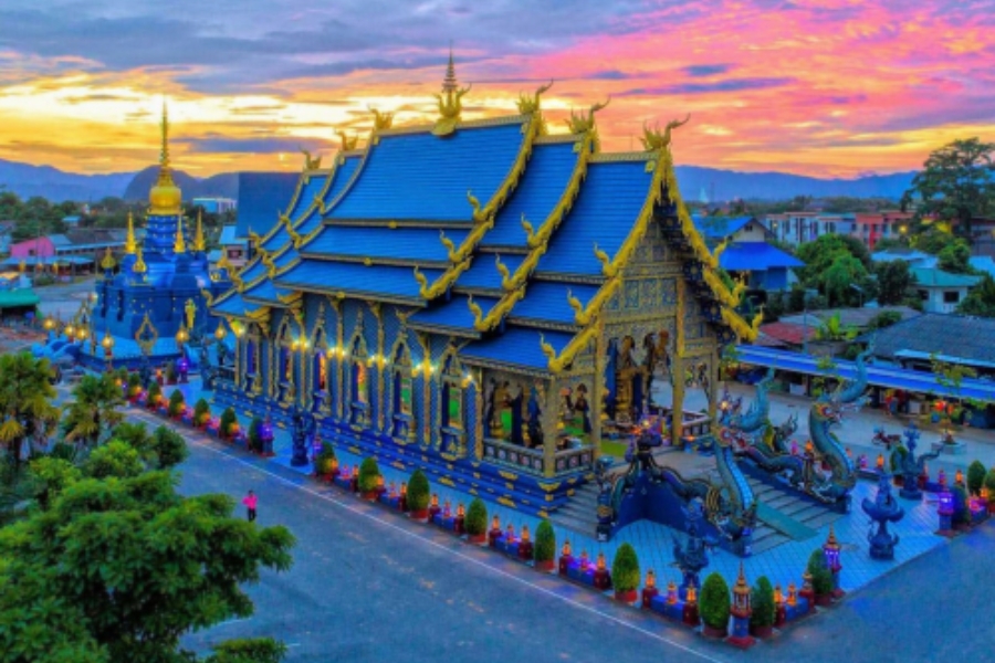 History of Wat Rong Suea Ten