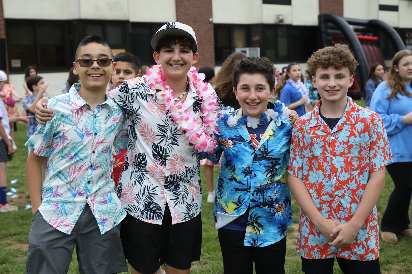 6th graders at a luau
