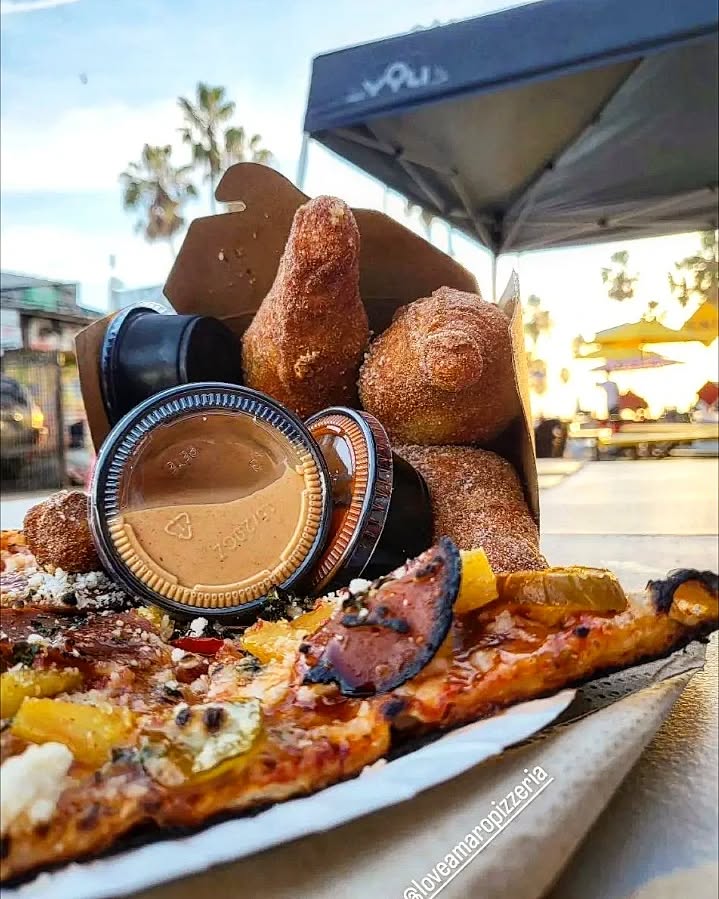 Street Food
