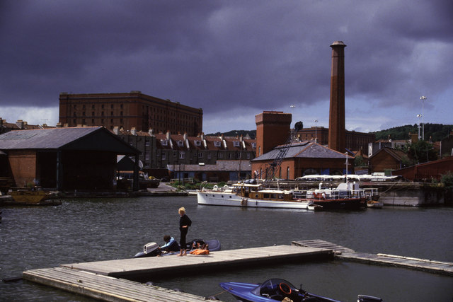 Non touristy things to do Bristol