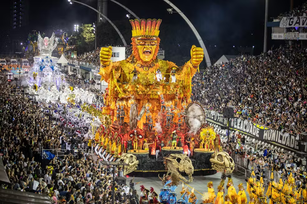 carnaval megajogos, sambódromo