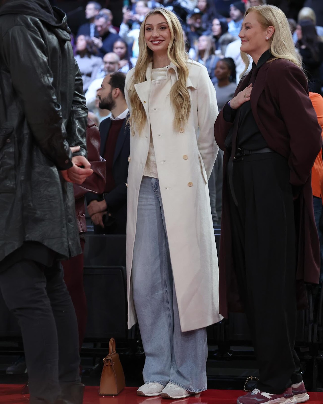 Photo shared by LeagueFits on January 23, 2025 tagging @wslam, and @cameronbrink22. May be an image of 5 people, blonde hair, makeup, people playing basketball, overcoat, blazer and text.