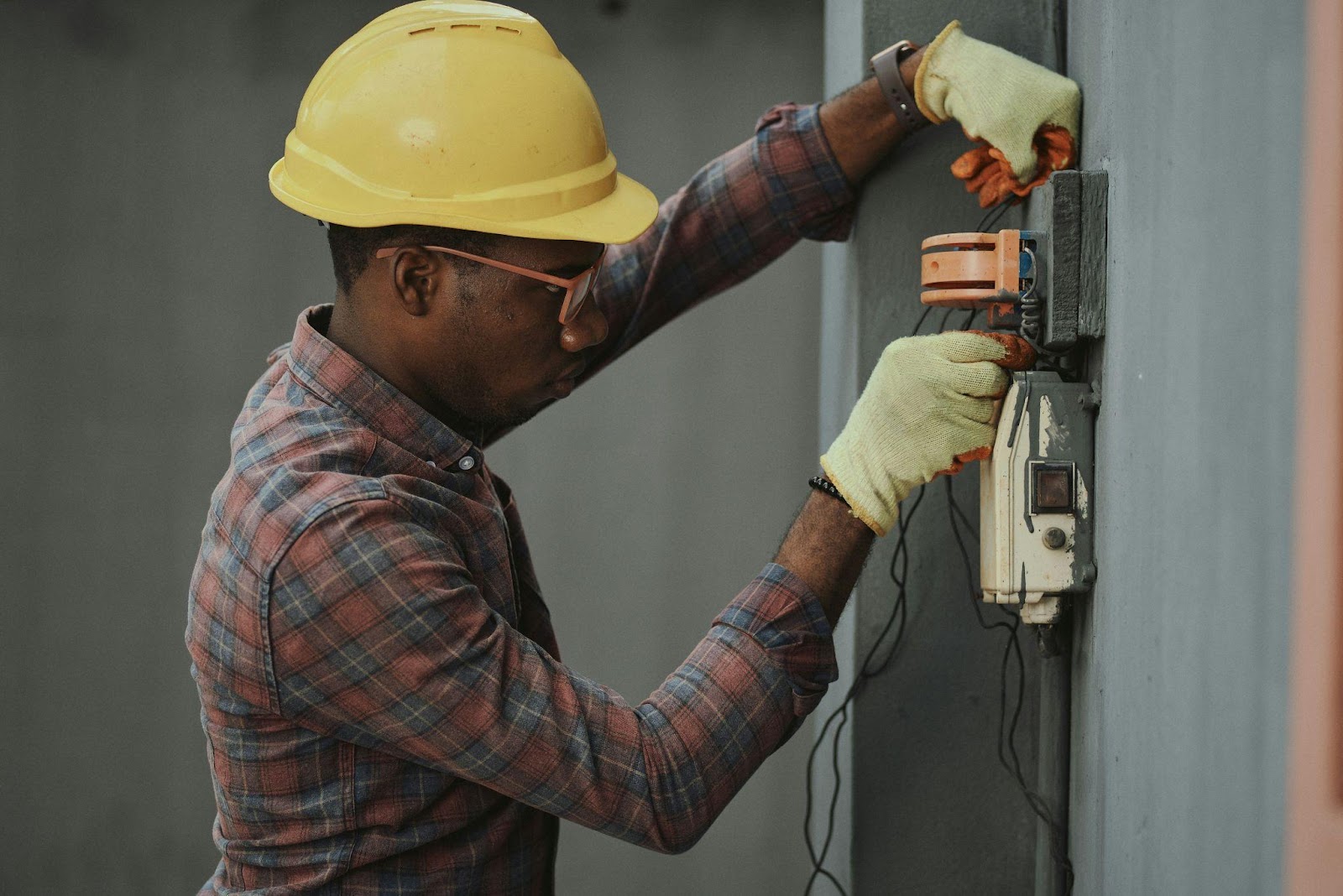 Trusted Electrician Services in Sacramento: Your Go-To Guide
