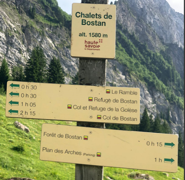 Une image contenant texte, plein air, arbre, plante

Le contenu généré par l’IA peut être incorrect.