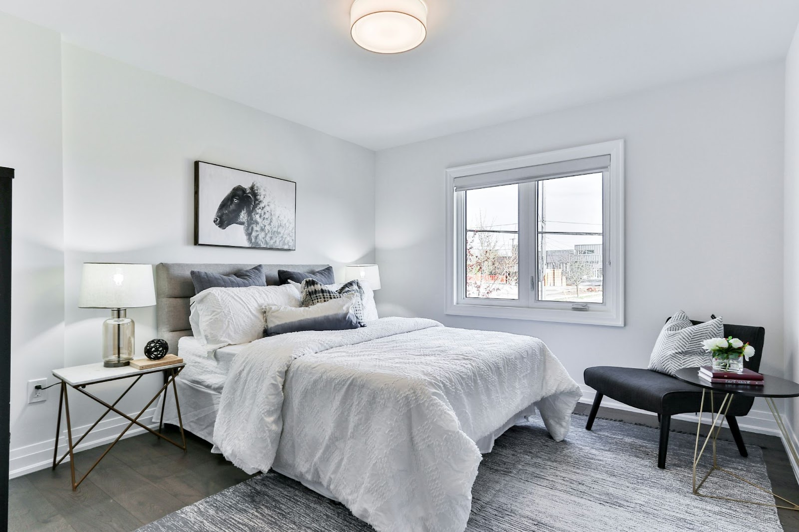 Bedroom Furniture decor