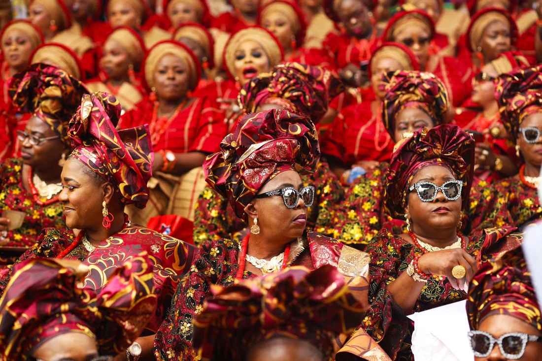 womenmen in damask at ojude oba