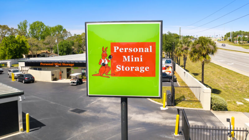 A Personal Mini Storage sign at a Mid-Florida / Central Florida location