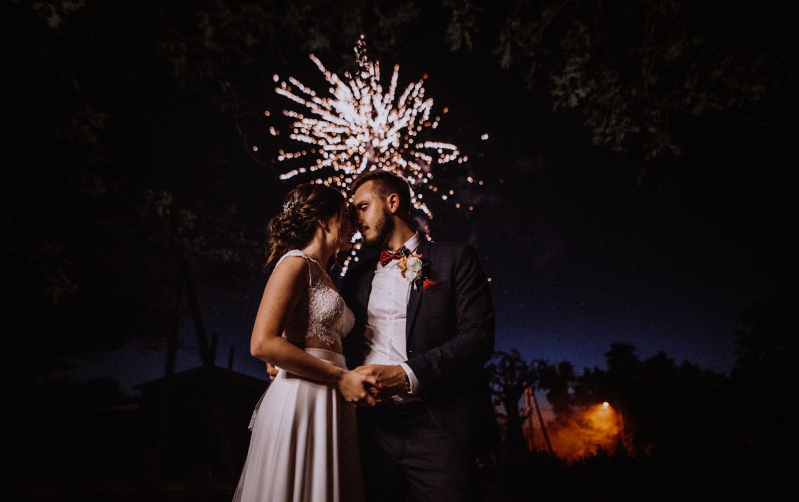 bride groom firework