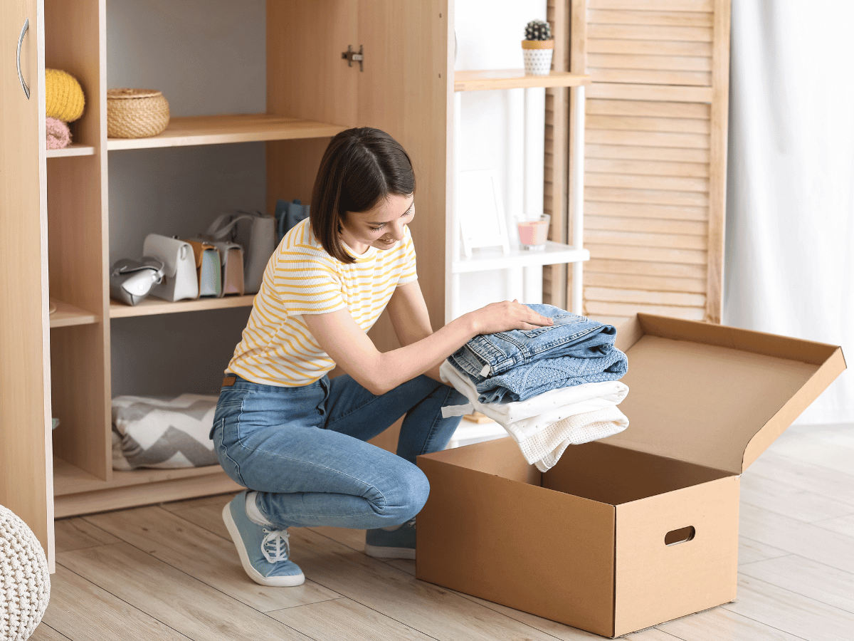 storing the clothes in box