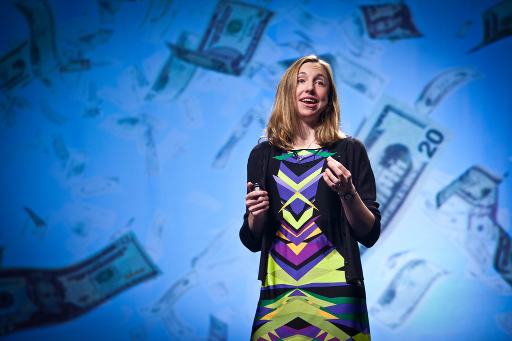 Elizabeth Dunn, chercheuse en psychologie et économie comportementale (Photo : Kris Krüg)