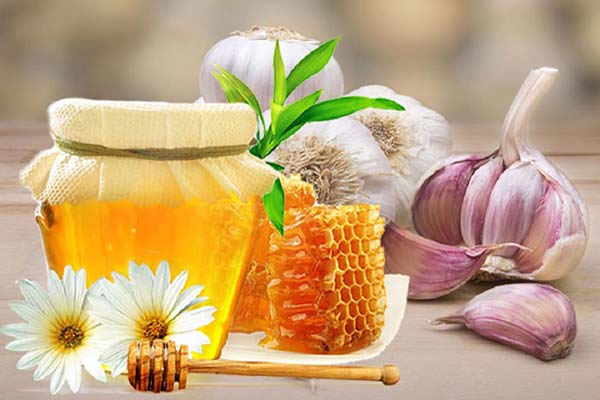tỏi ngâm mật ong