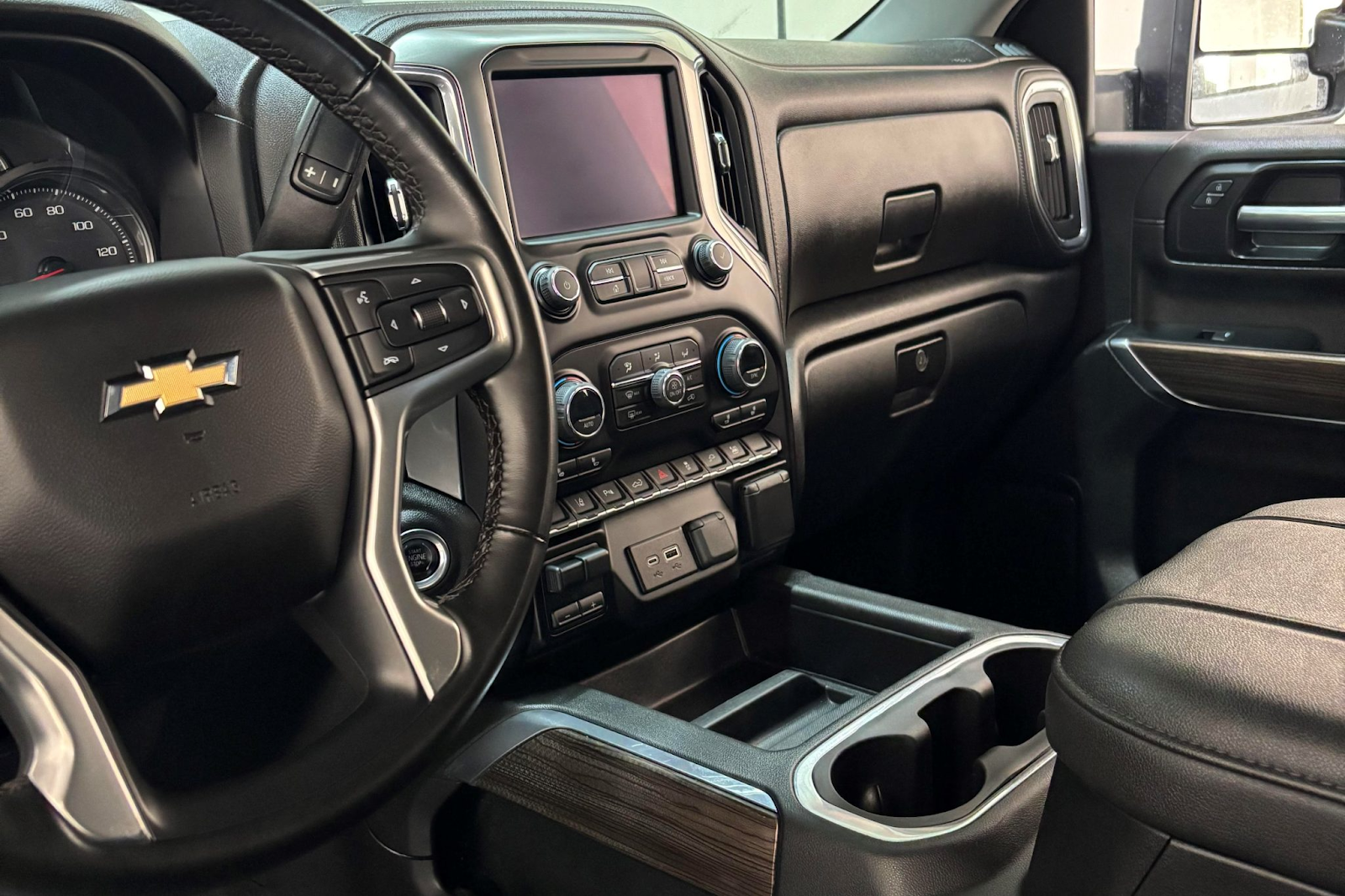 Why Car Detailing in Fort Worth Stands Out