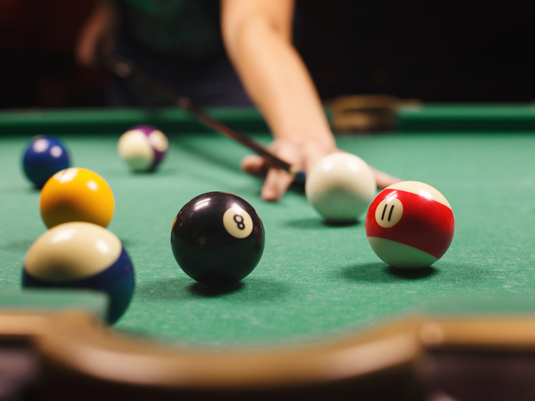 How Professional Billiard Table Delivery Services Enhance Your Gaming Experience