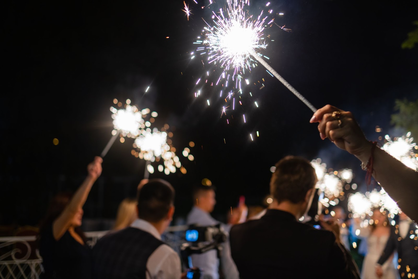 marriage sparkler arch