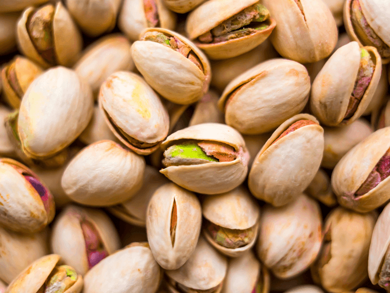 pistachios are a food product that contains melatonin