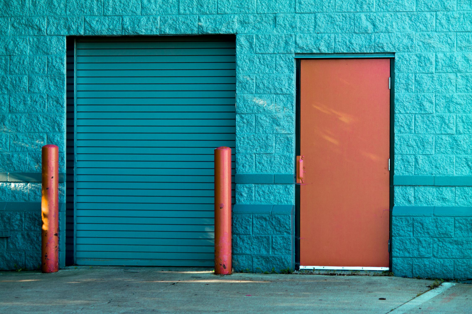 7 Signs Of A Blocked Garage Door Sensor That You Must Know 2