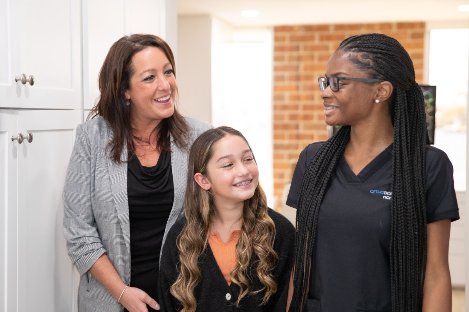 Tips for Wearing Clear Aligners While in School
