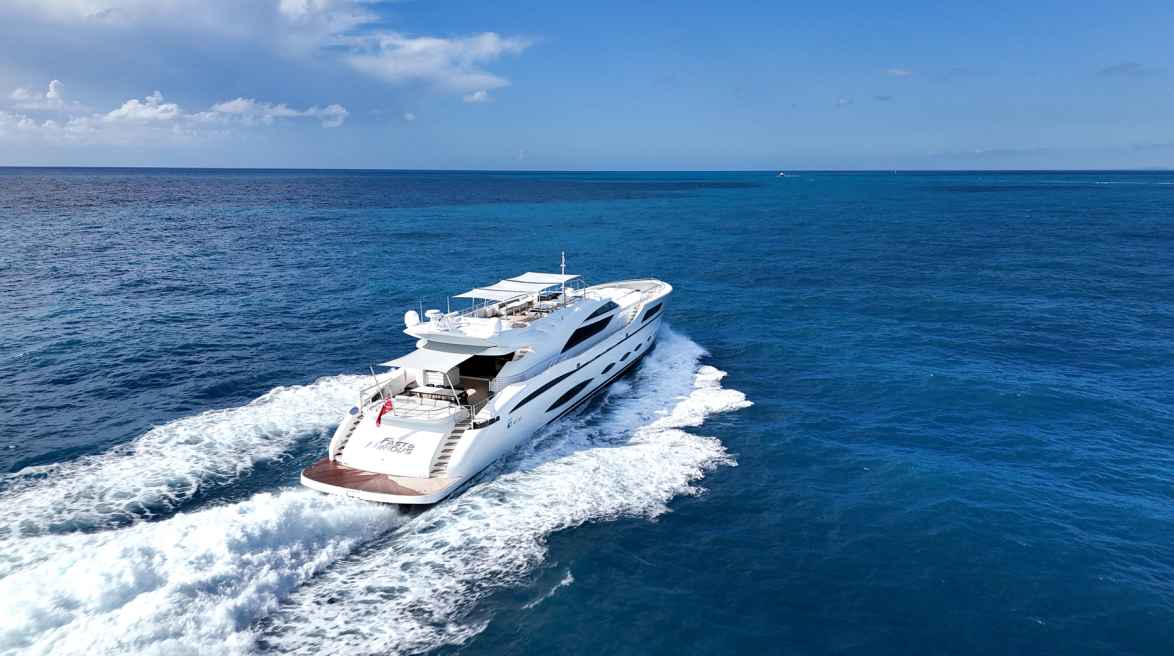Fast & Furious AB Yacht