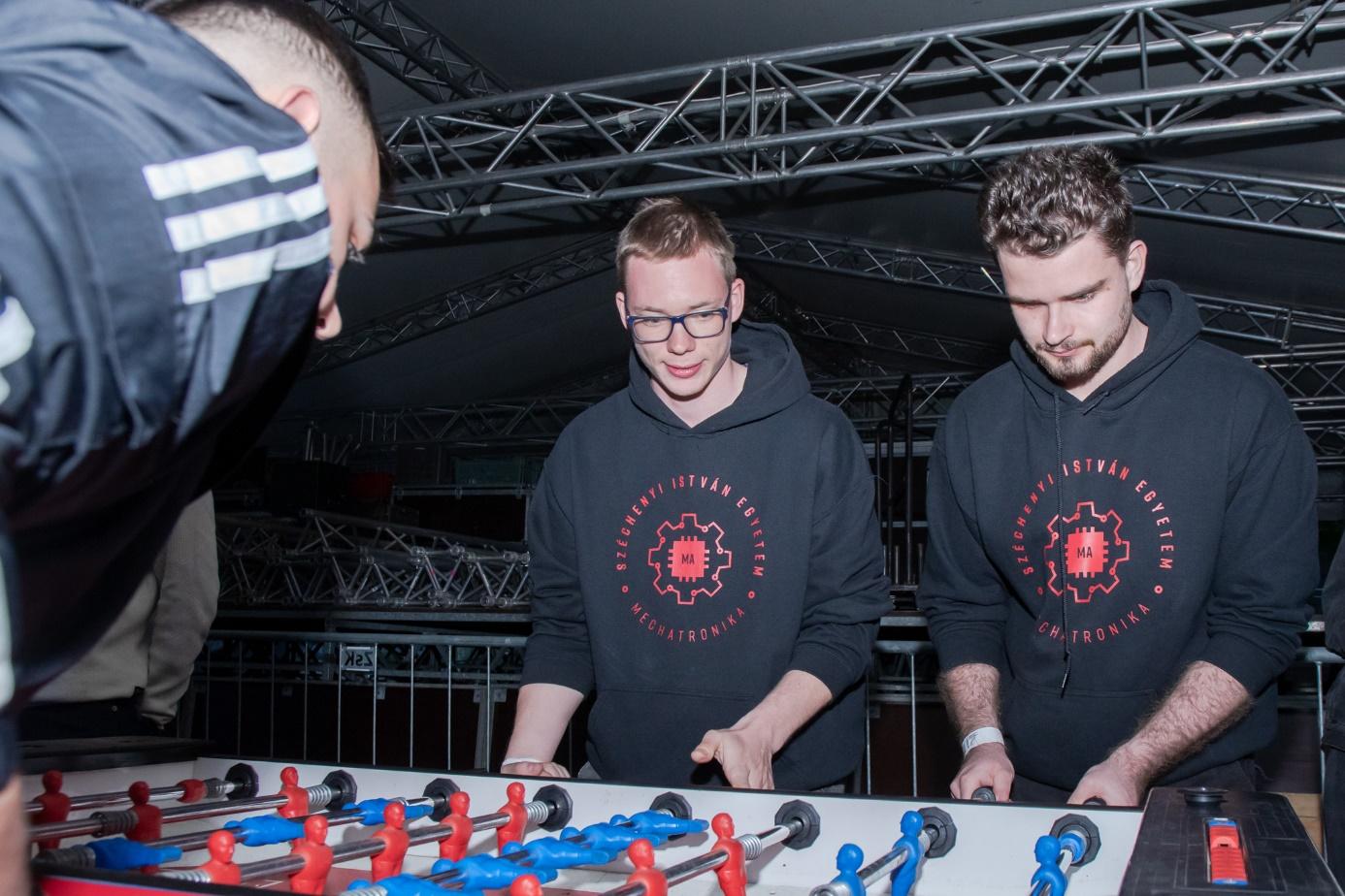 The bogrács served as an important point for community building (Photos: Bettina Korinek)