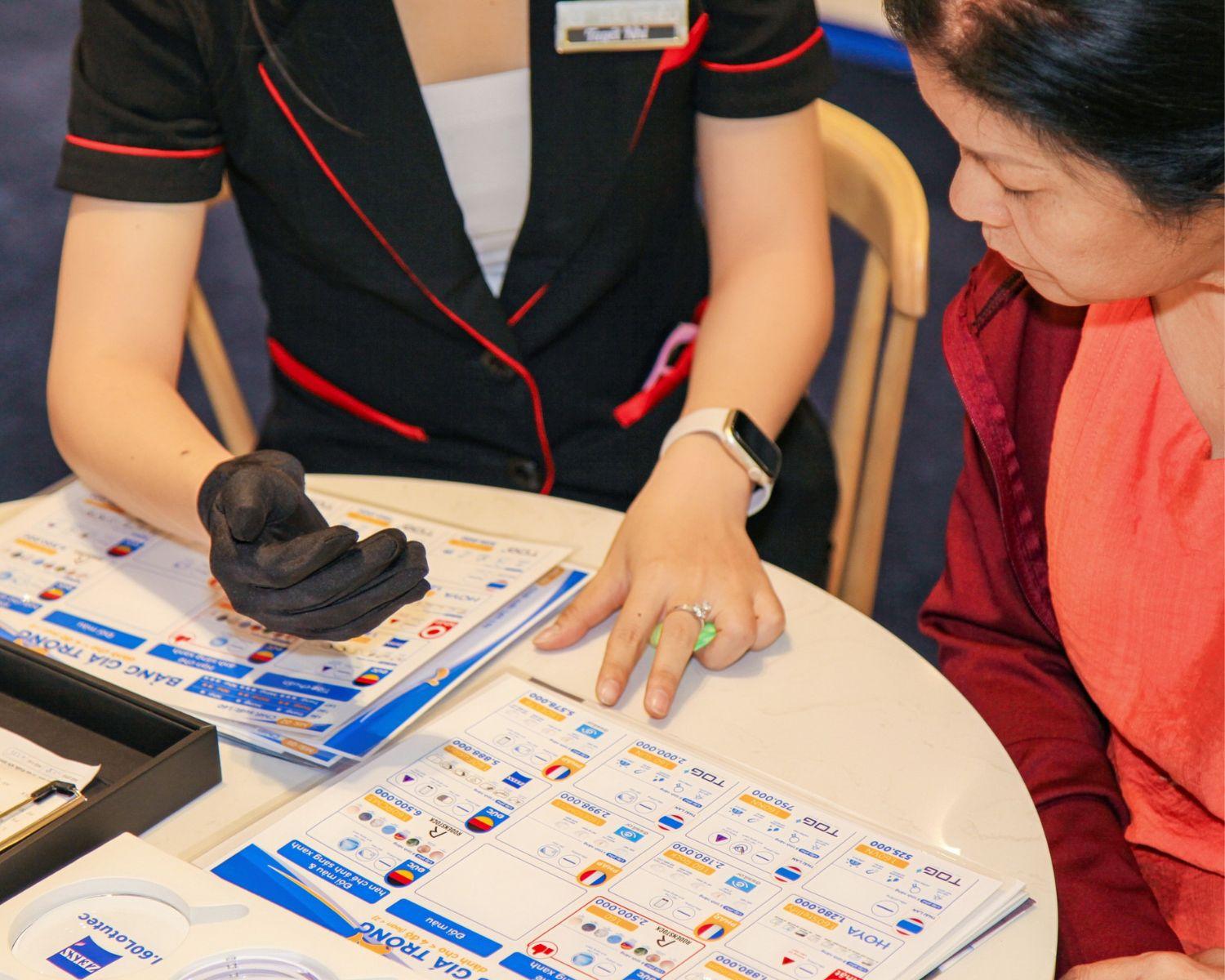 Essilor: Thương hiệu uy tín về tròng kính mắt đến từ Pháp