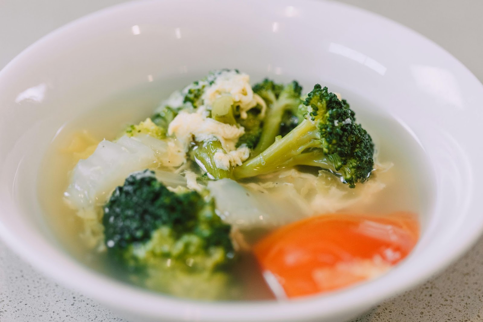 Discover the powerful benefits of cabbage fat-burning soup. Get this easy, low-calorie recipe for natural weight loss, belly fat reduction, and full-body detox.

