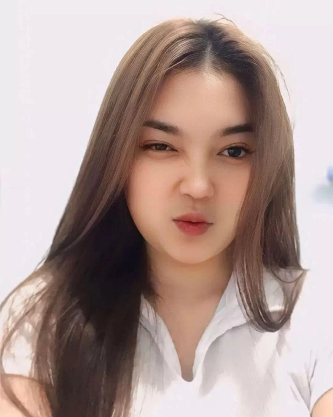 Gadis Cantik Membuat Dunia Terasa Membeku, gadis cantik, dunia membeku, cewek memesona