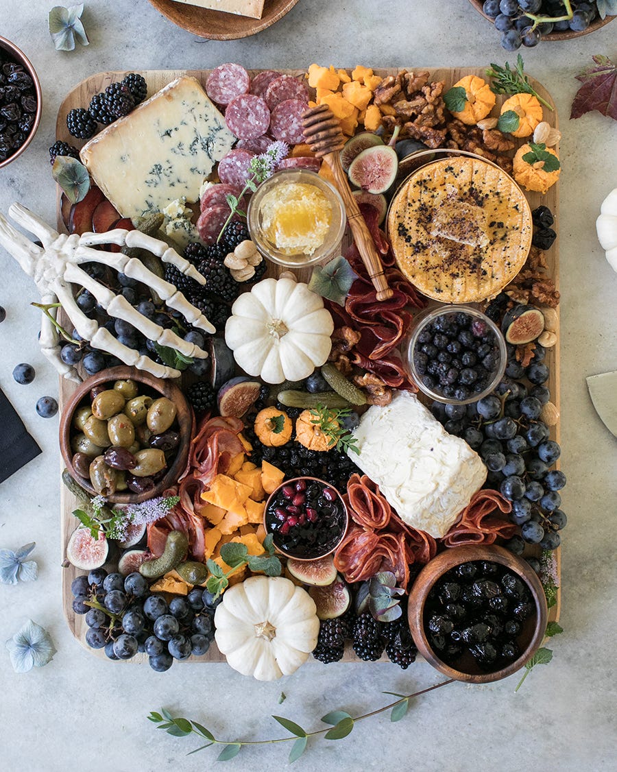 halloween table decor