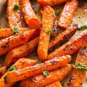 Parmesan Garlic Roasted Carrots