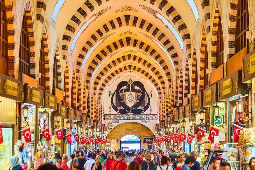 Visiter le Bazar aux épices - Guide Istanbul