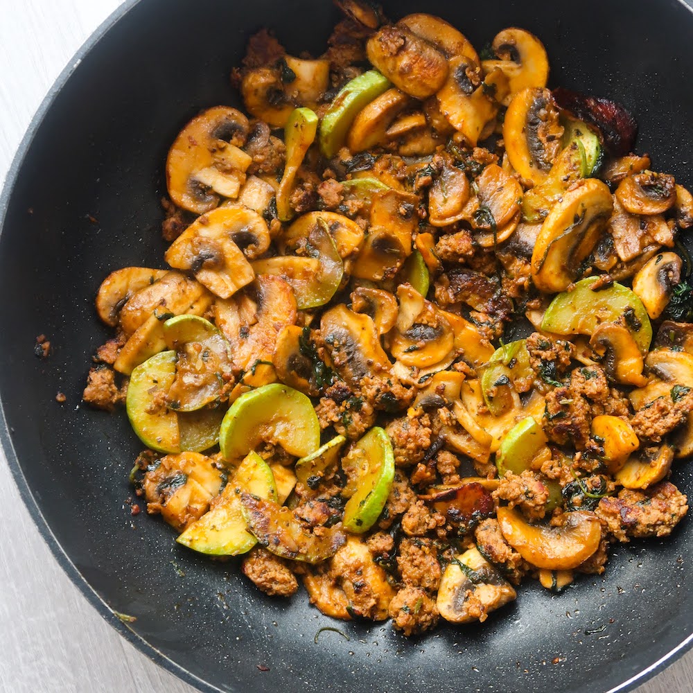 You’ll love this delicious healthy ground beef recipe for dinner! Ready in about 15-minutes this ground beef and mushrooms recipe is the perfect weeknight one-pan dinner idea and everyone will love it.