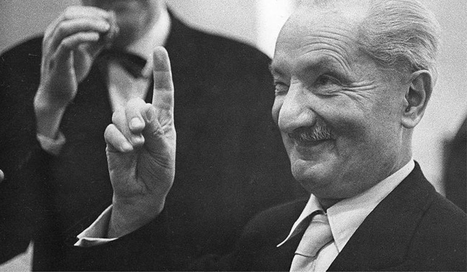 Arsitek Martin Heidegger