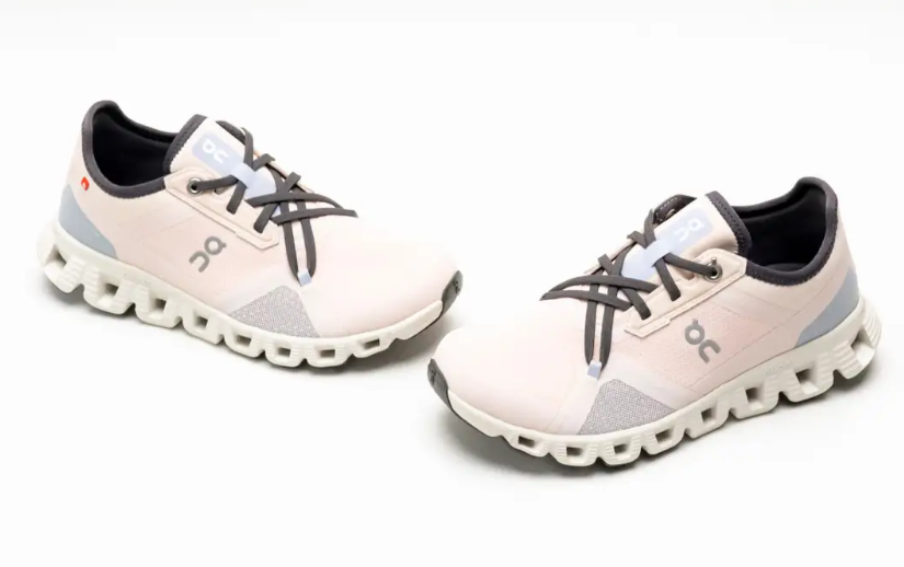 Sepatu on running Cloud X 3 AD Running Sneakers Shell Heather Woman
