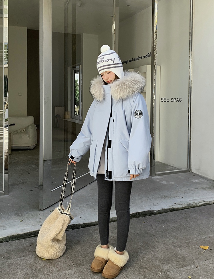 Korean Women's Fashion: Playful Winter Chic: A Korean Woman’s Cozy and Casual Outfit