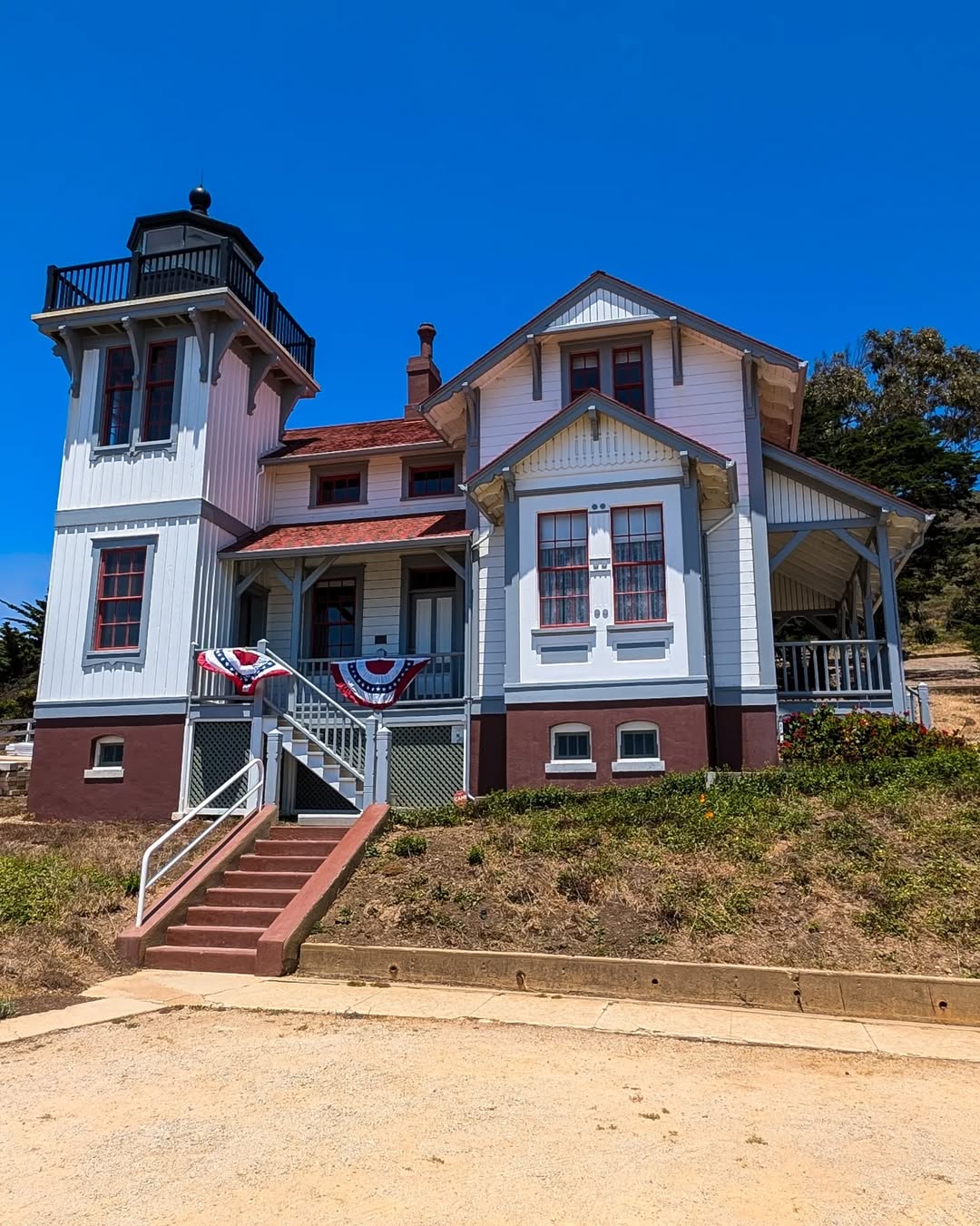 Point San Luis Lighthouse