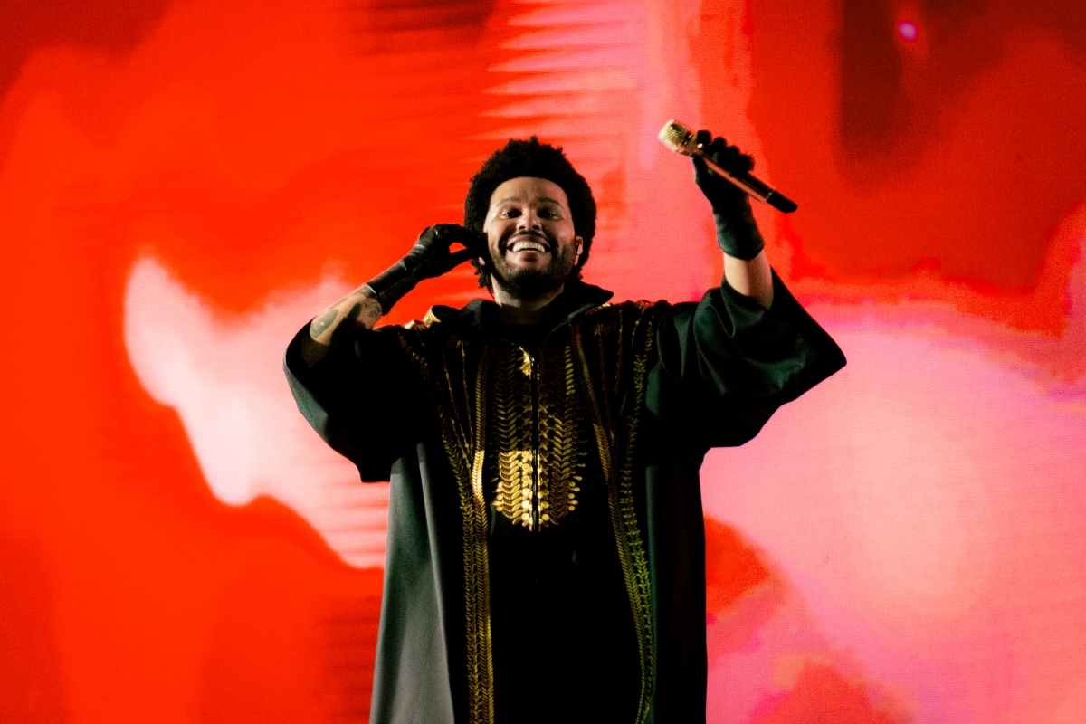 Imagem de conteúdo da notícia "The Weeknd faz Estádio Tremer e Silencia Críticas com Show Histórico!" #1