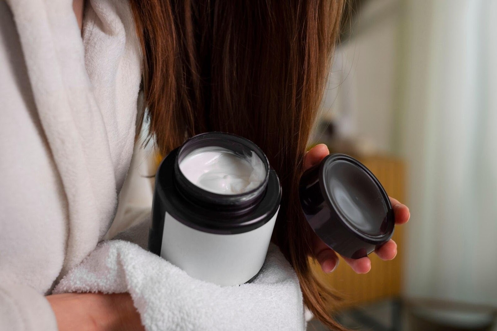 Should You Try a Hemp Oil Hair Mask?